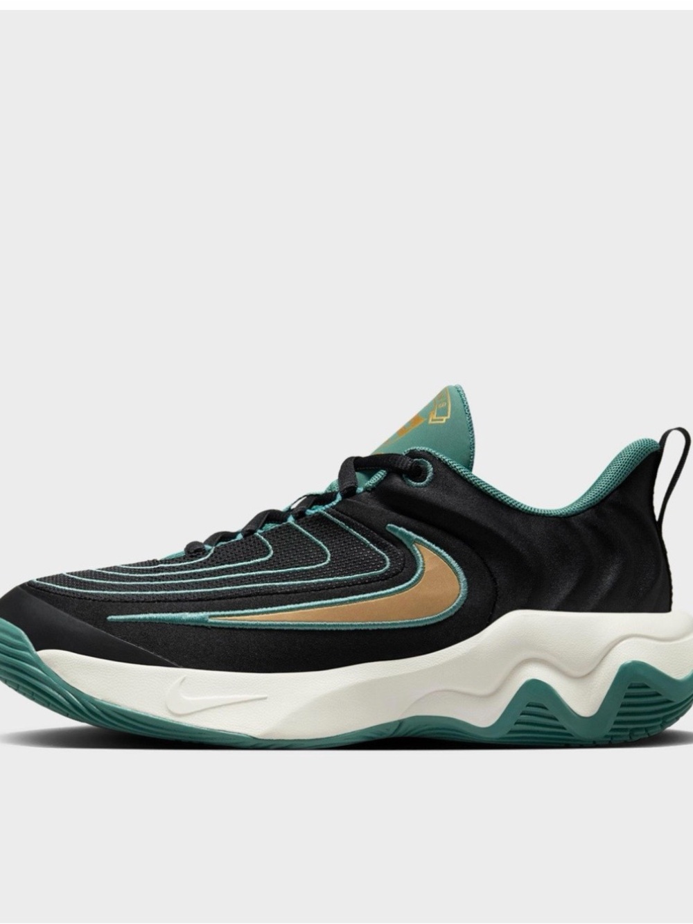 BIG KIDS' NIKE GIANNIS IMMORTALITY 4 BASKETBALL SHOES - size 3Y